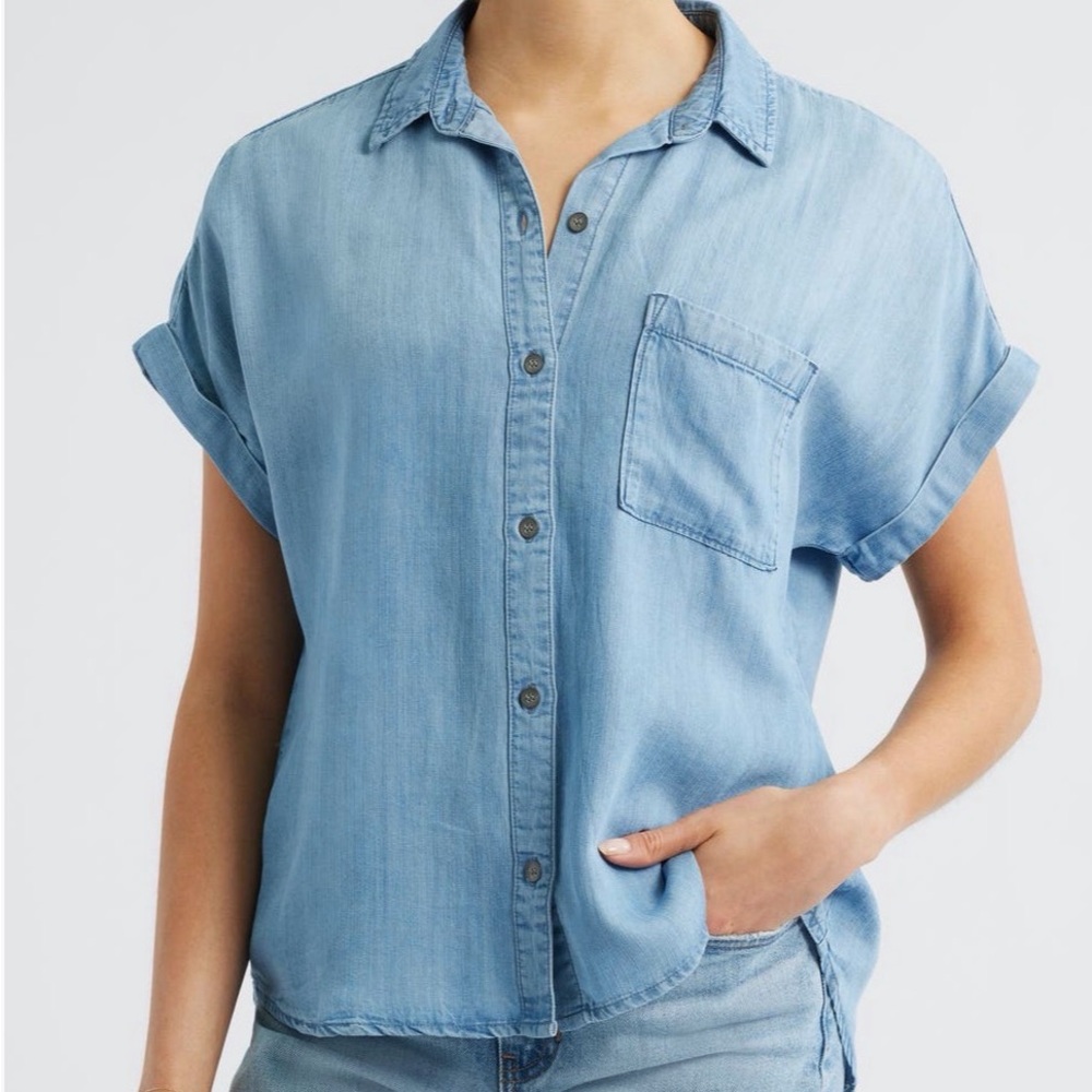 Cloth and StoneLight Blue Soft Button-Front Women’s Shirt - Casual Chambray Top